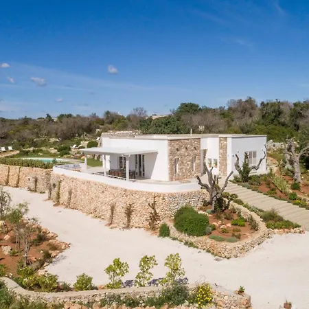 Del Parco Villa *
